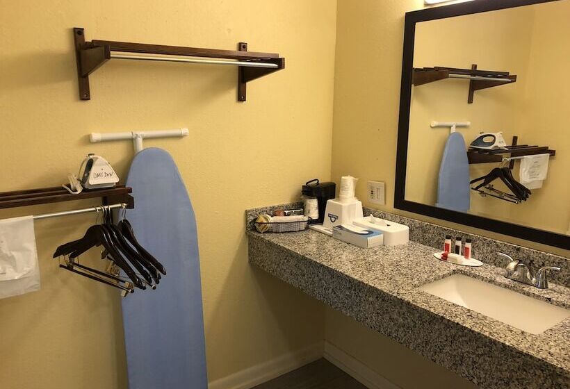 غرفة ديلوكس لذوى الاحتياجات الخاصة, Days Inn By Wyndham Natchez