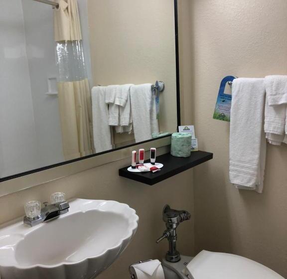 Номер Deluxe Кровать Кинг, Days Inn By Wyndham Natchez