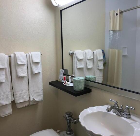 اتاق لوکس, Days Inn By Wyndham Natchez