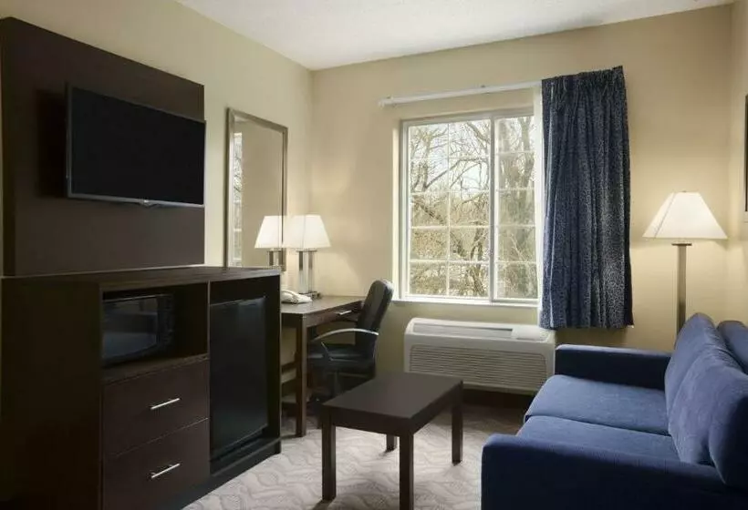 スタンダードスタジオ, Days Inn & Suites By Wyndham Cherry Hill  Philadelphia