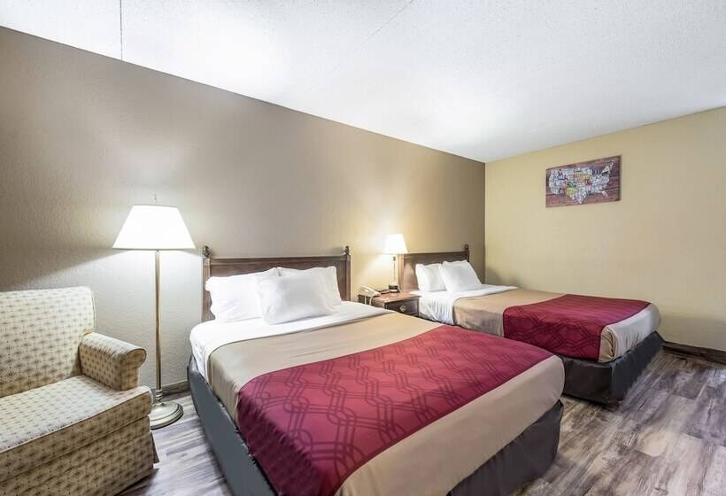 Номер Стандарт 2 Двуспальные Кровати, Econo Lodge