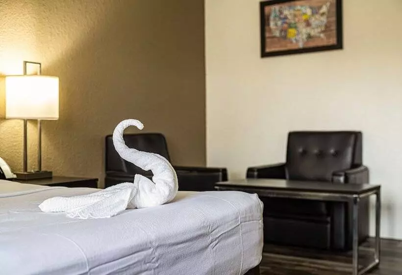 スタンダードルーム, Econo Lodge Cleveland Southeast  Kent