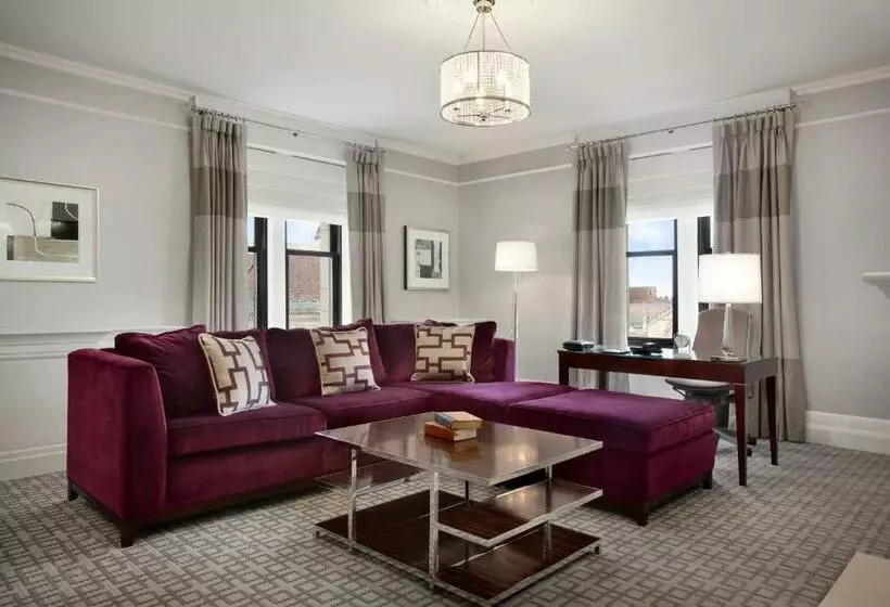 سوئیت با تخت بزرگ, Fairmont Copley Plaza