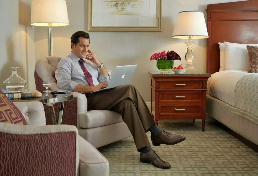 اتاق استاندارد با تخت بزرگ, Fairmont Copley Plaza