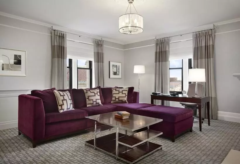 سوئیت با تخت بزرگ, Fairmont Copley Plaza