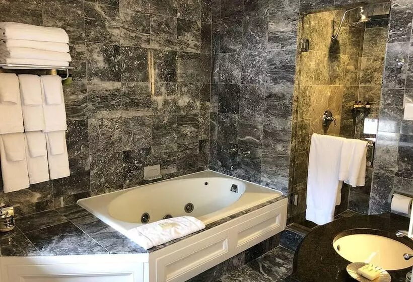 سوئیت پرزیدنت, Fairmont Copley Plaza