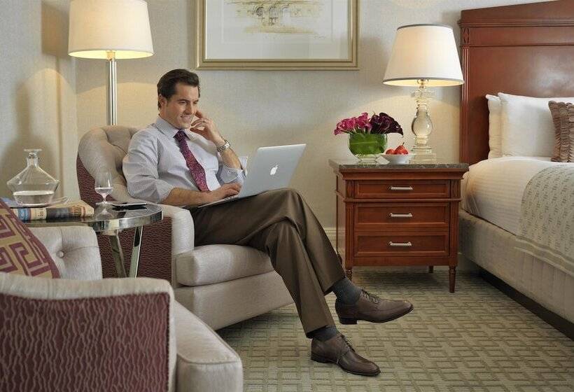 스탠다드 룸 더블 침대, Fairmont Copley Plaza