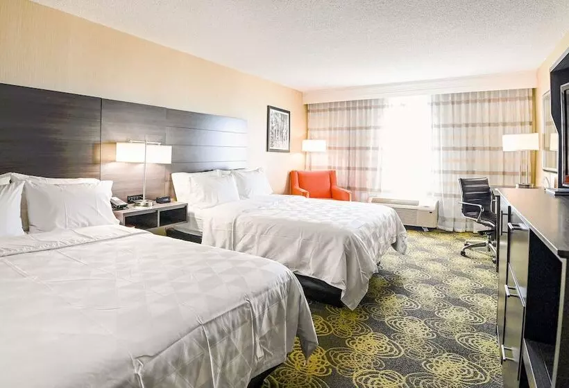 اتاق استاندارد با 2 تخت دوبل, Holiday Inn University Area Charlottesville, An Ihg