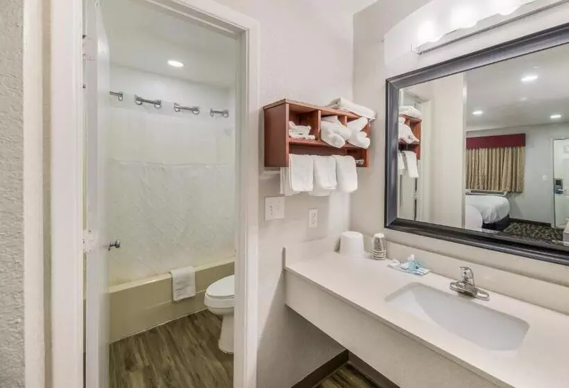 اتاق استاندارد, Rodeway Inn Carlsbad Caverns Area