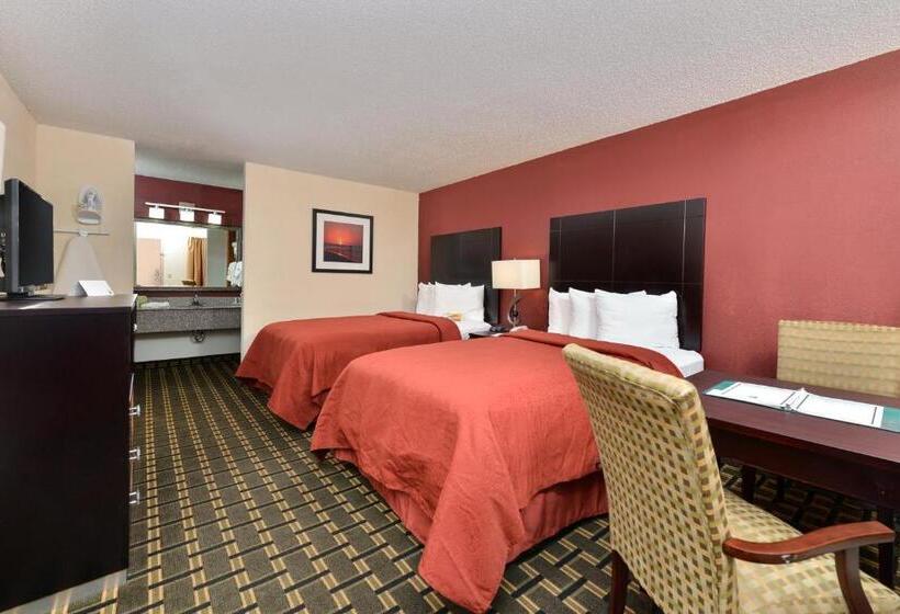 Quarto Estandar 2 Camas Casal, Quality Inn