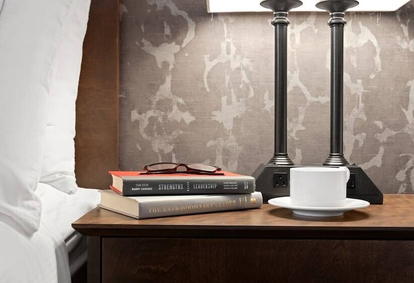 2ダブルベッドのスタンダードルーム, Radisson Hotel Corning