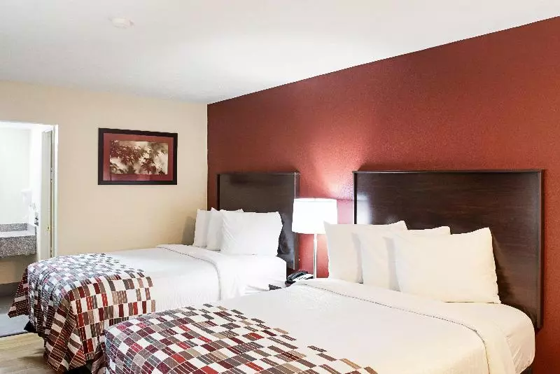 اتاق لوکس, Red Roof Inn Indianapolis East