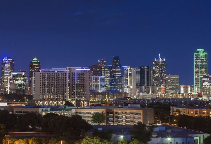 带城市景观的套间, Sheraton Suites Market Center Dallas