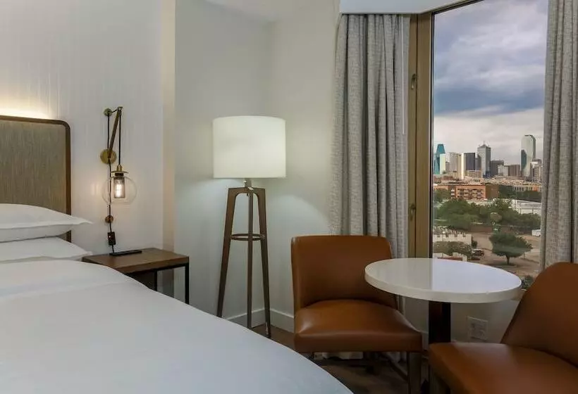 バルコニー付スイート, Sheraton Suites Market Center Dallas