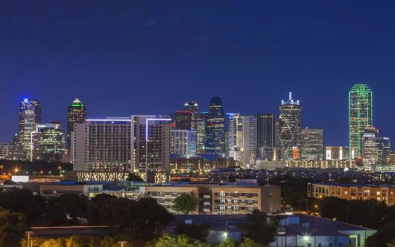 キングサイズベッドのスイートルーム, Sheraton Suites Market Center Dallas