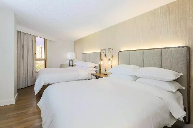 クイーンサイズベッドのスイートルーム, Sheraton Suites Market Center Dallas