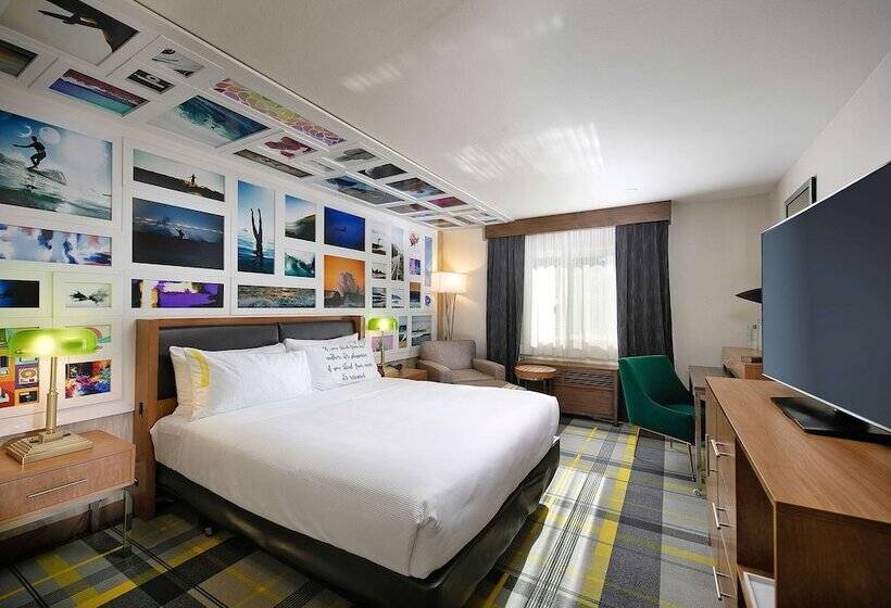 سوییت, The Wayfarer San Luis Obispo, Tapestry Collection By Hilton