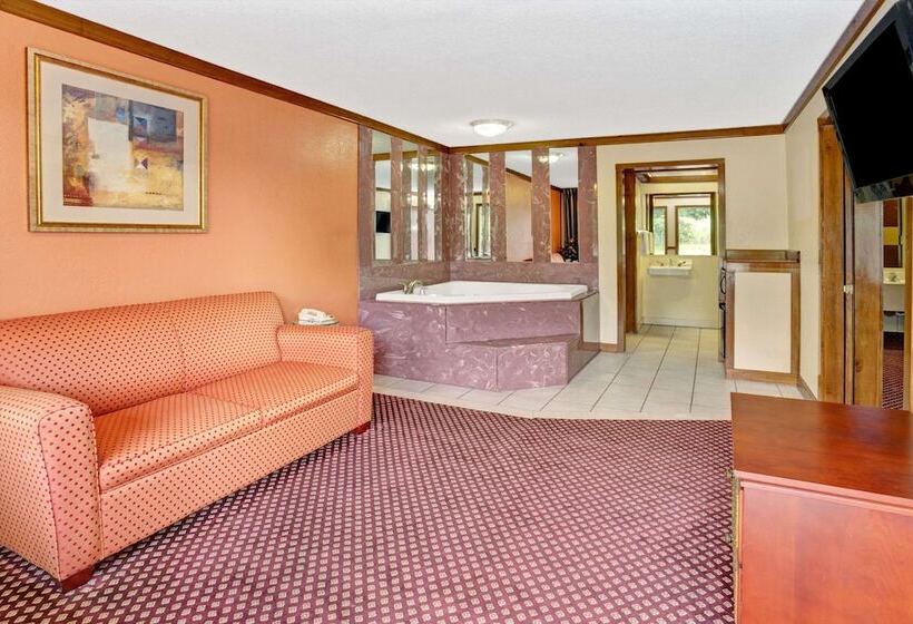 جناح ديلوكس, Travelodge By Wyndham Sellersburg / Louisville North