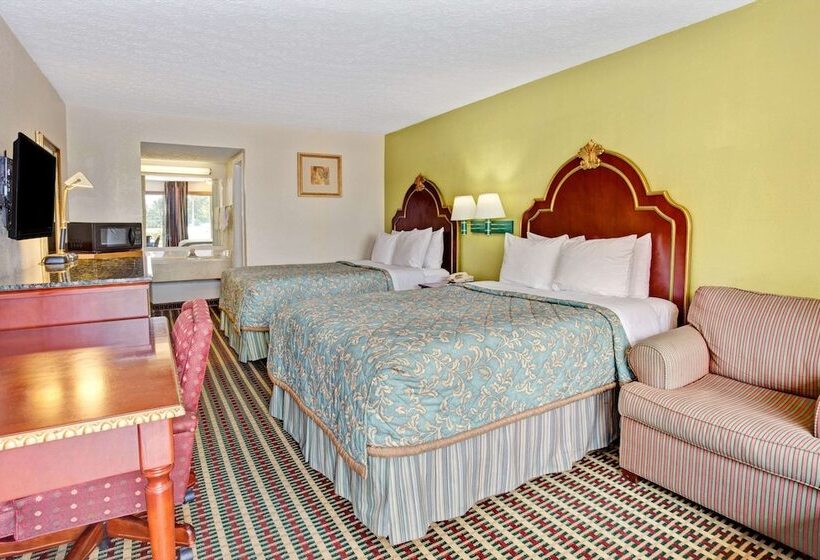 Люкс Повышенной Комфортности, Travelodge By Wyndham Sellersburg / Louisville North