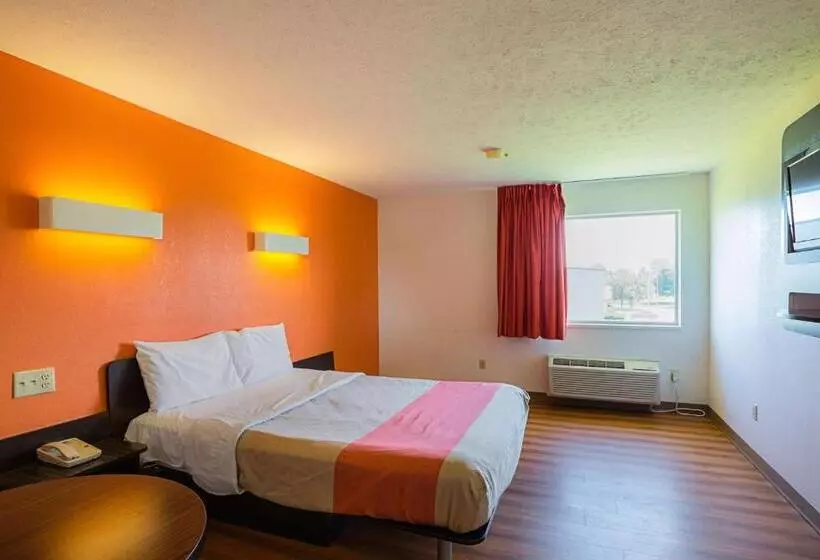 スタンダードルーム, Motel 6 Omaha   Iat West