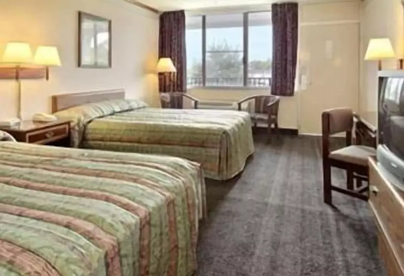 ２ダブルベッドのスタンダードルーム, Motel 6 Pocomoke City, Md