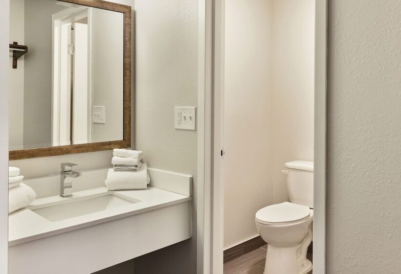 Quarto Estandar 2 Camas Casal, Baymont Inn And Suites By Wyndham Columbus / Near Osu