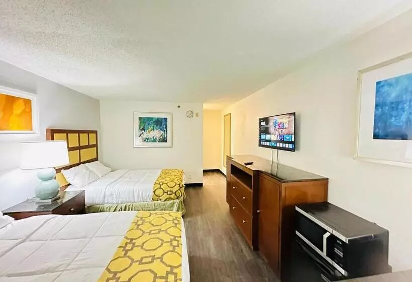 ２ダブルベッドのスタンダードルーム, Baymont Inn And Suites By Wyndham Columbus / Near Osu