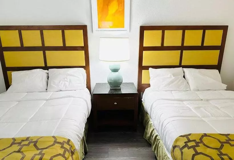 ２ダブルベッドのスタンダードルーム, Baymont Inn And Suites By Wyndham Columbus / Near Osu