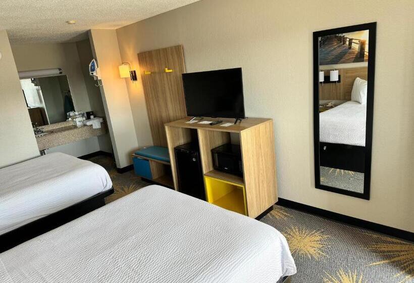 غرفة ديلوكس, Days Inn By Wyndham Cloverdale Greencastle