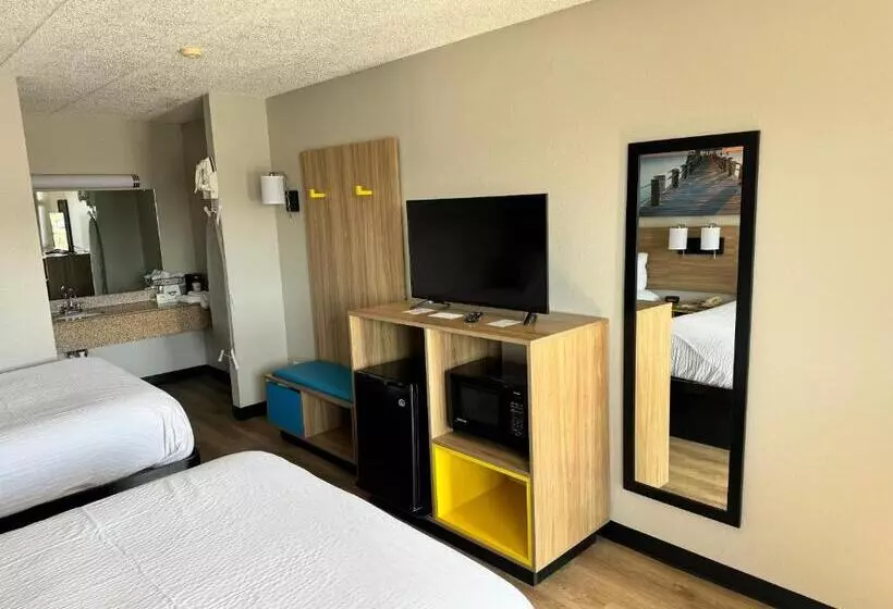デラックスルーム, Days Inn By Wyndham Cloverdale Greencastle