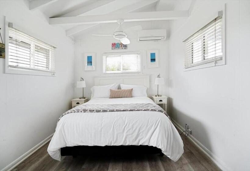 إستوديو قياسى, Driftwood Resort On The Ocean