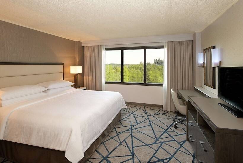 스위트, Embassy Suites By Hilton Portland Tigard