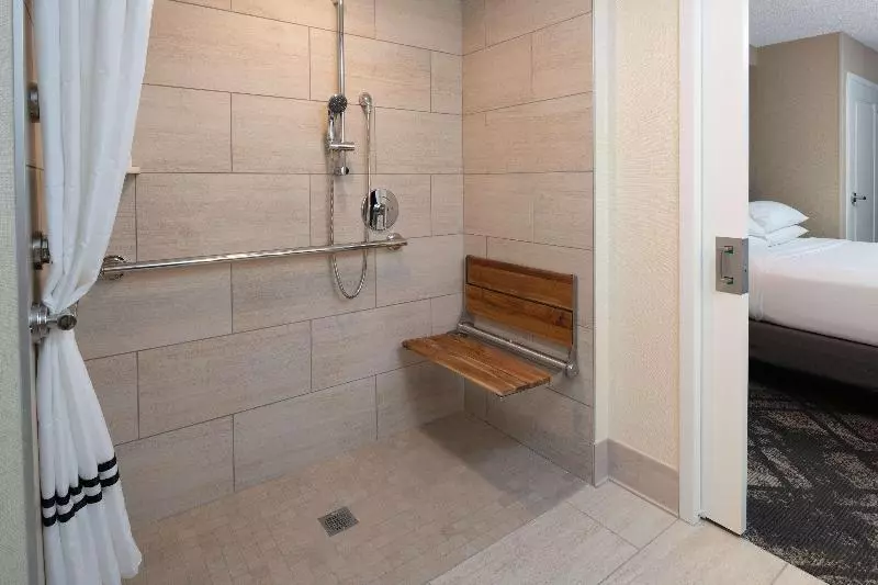 سوییت, Embassy Suites San Francisco Airport   South San Francisco