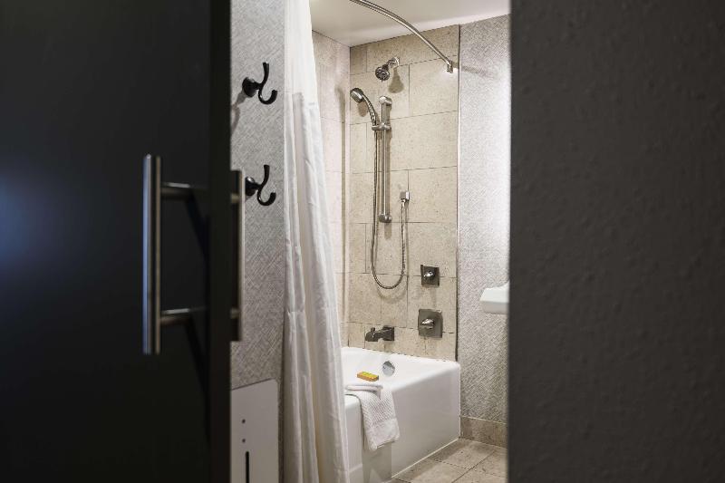 חדר סטנדרט עם מיטת קינג, Estancia Del Norte San Antonio,tapestry Collection By Hilton