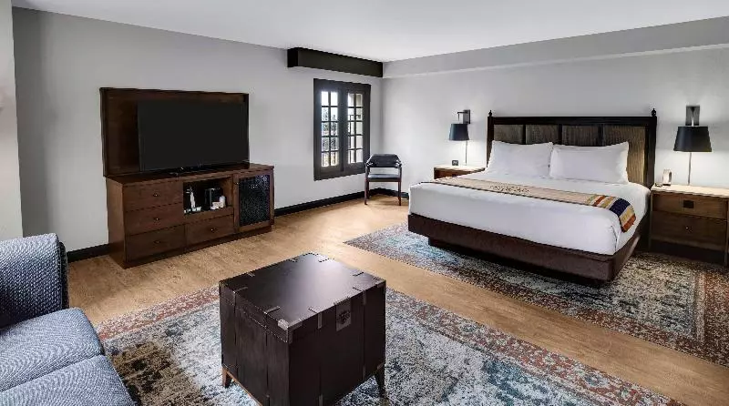 اتاق استاندارد با تخت بزرگ, Estancia Del Norte San Antonio,tapestry Collection By Hilton