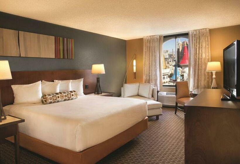 اتاق رویال, Excalibur Hotel & Casino