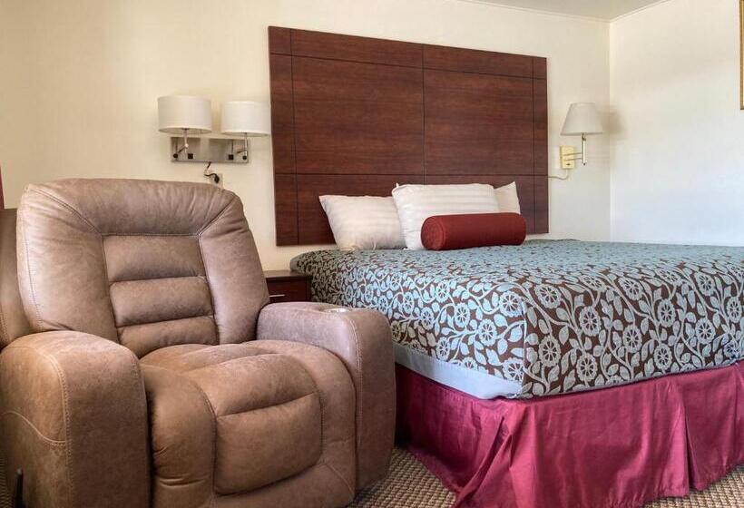 غرفة قياسية سرير كينج, Hills Inn