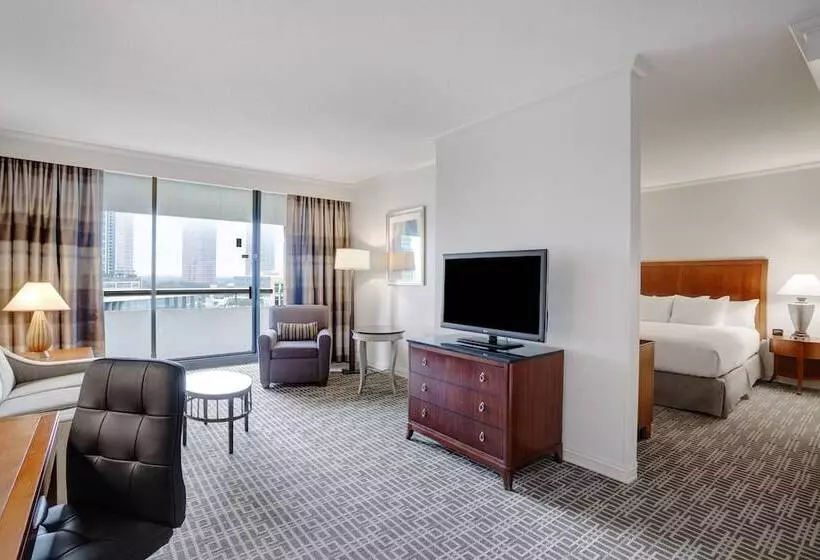 سوییت, Hilton Houston Post Oak By The Galleria