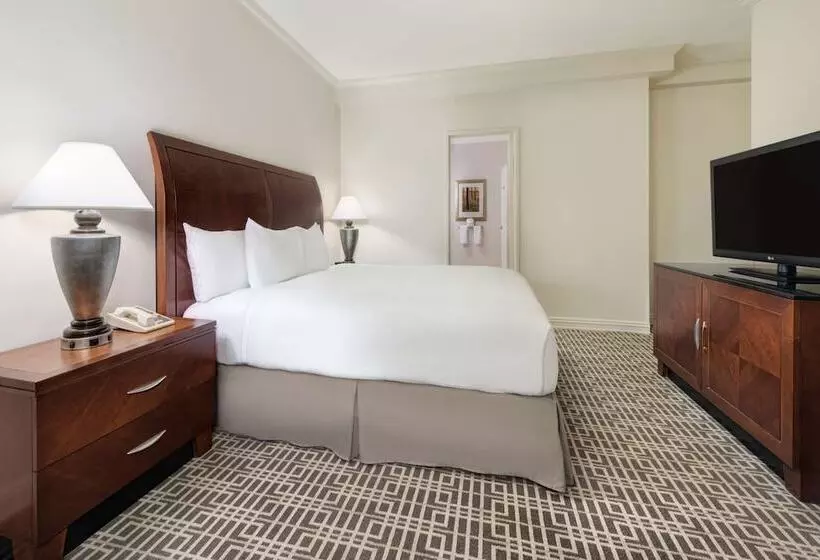 سوییت, Hilton Houston Post Oak By The Galleria