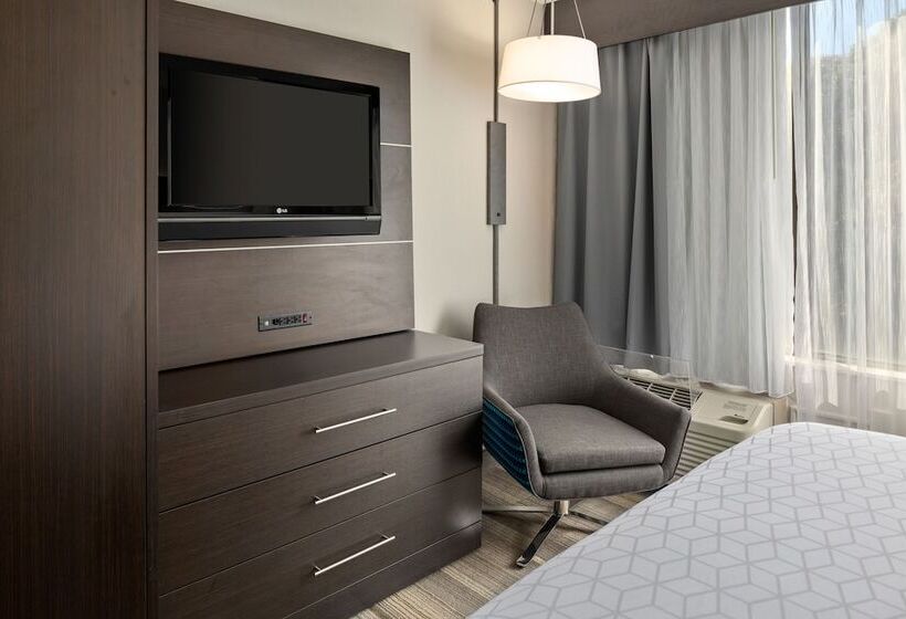 Номер Стандарт, Holiday Inn Express   Atlanta Kennesaw, An Ihg