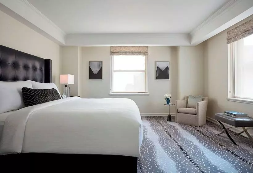 سوئیت با چشم‌انداز, Jw Marriott Essex House New York