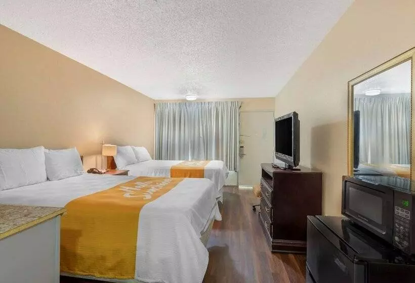 スイート, Rodeway Inn Colonial Heights I95