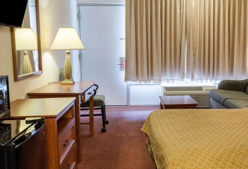 带大床的标准间, Rodeway Inn Colonial Heights I95