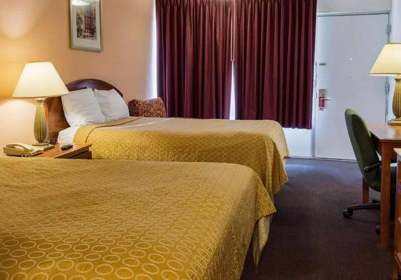 身障者適用スタンダードルーム, Rodeway Inn Colonial Heights I95