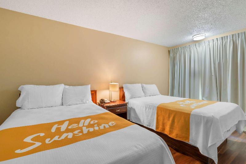 장애인을 위한 스탠다드 룸, Rodeway Inn Colonial Heights I95