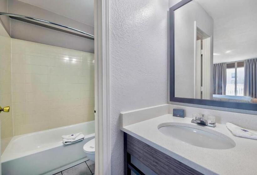 标准间, Motel 6 Effingham, Il