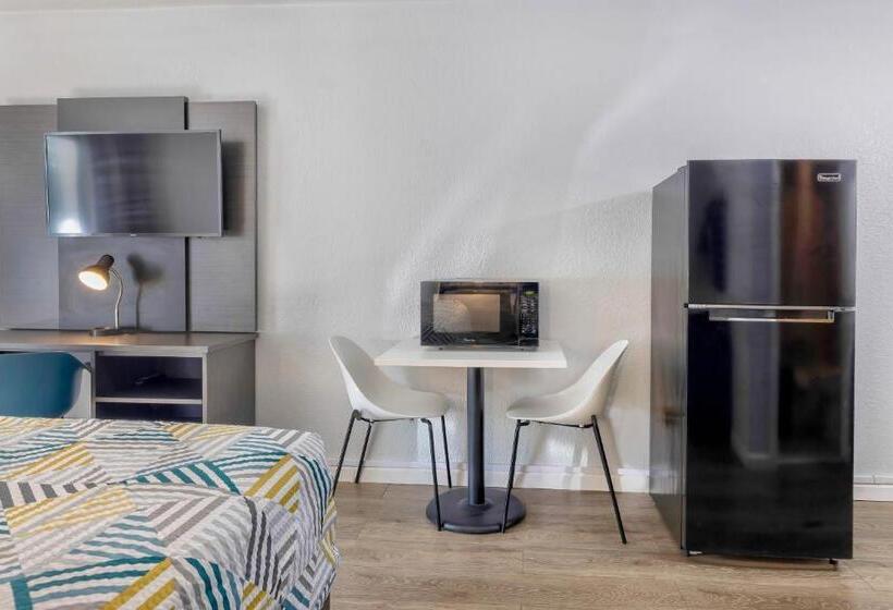 غرفة قياسية سرير كينج, Motel 6 Effingham, Il