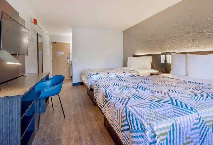 اتاق استاندارد با 2 تخت دوبل, Motel 6milwaukee, Wi  Glendale