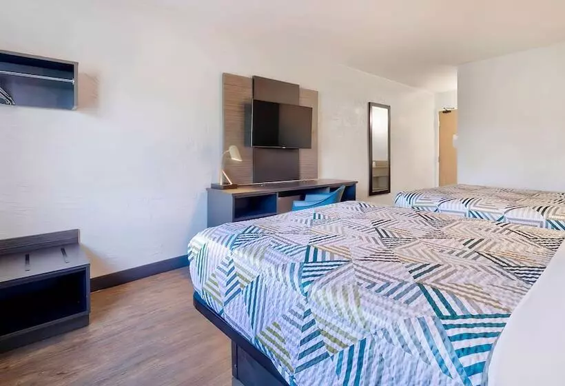 ２ダブルベッドのスタンダードルーム, Motel 6milwaukee, Wi  Glendale