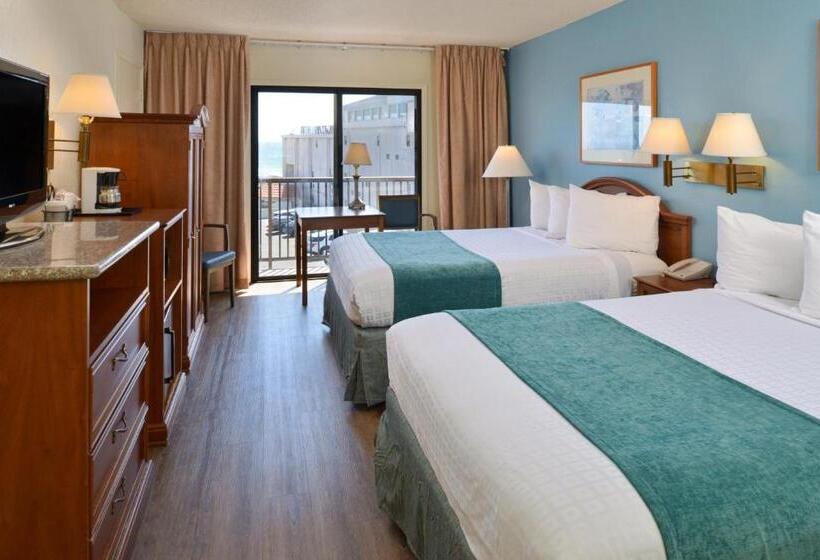 Номер Стандарт с Балконом, Edgewater Inn And Suites